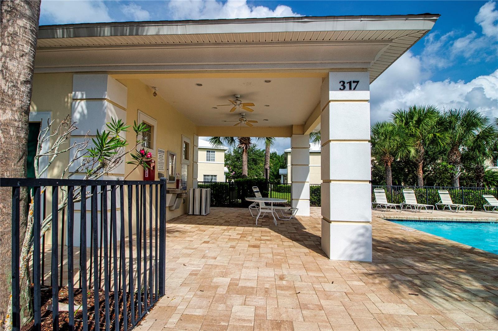 Image 7 of 27 For 311 Cape Harbour Loop 103