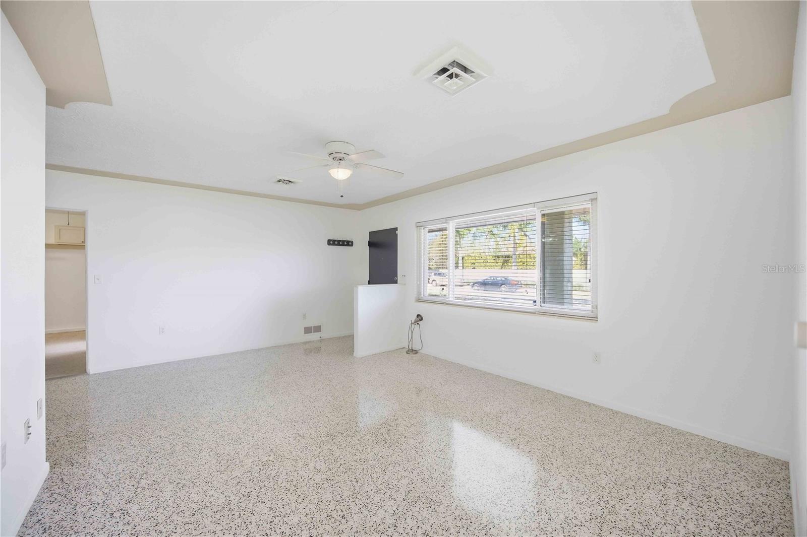 Image 13 of 37 For 2244 Sunnyside Place