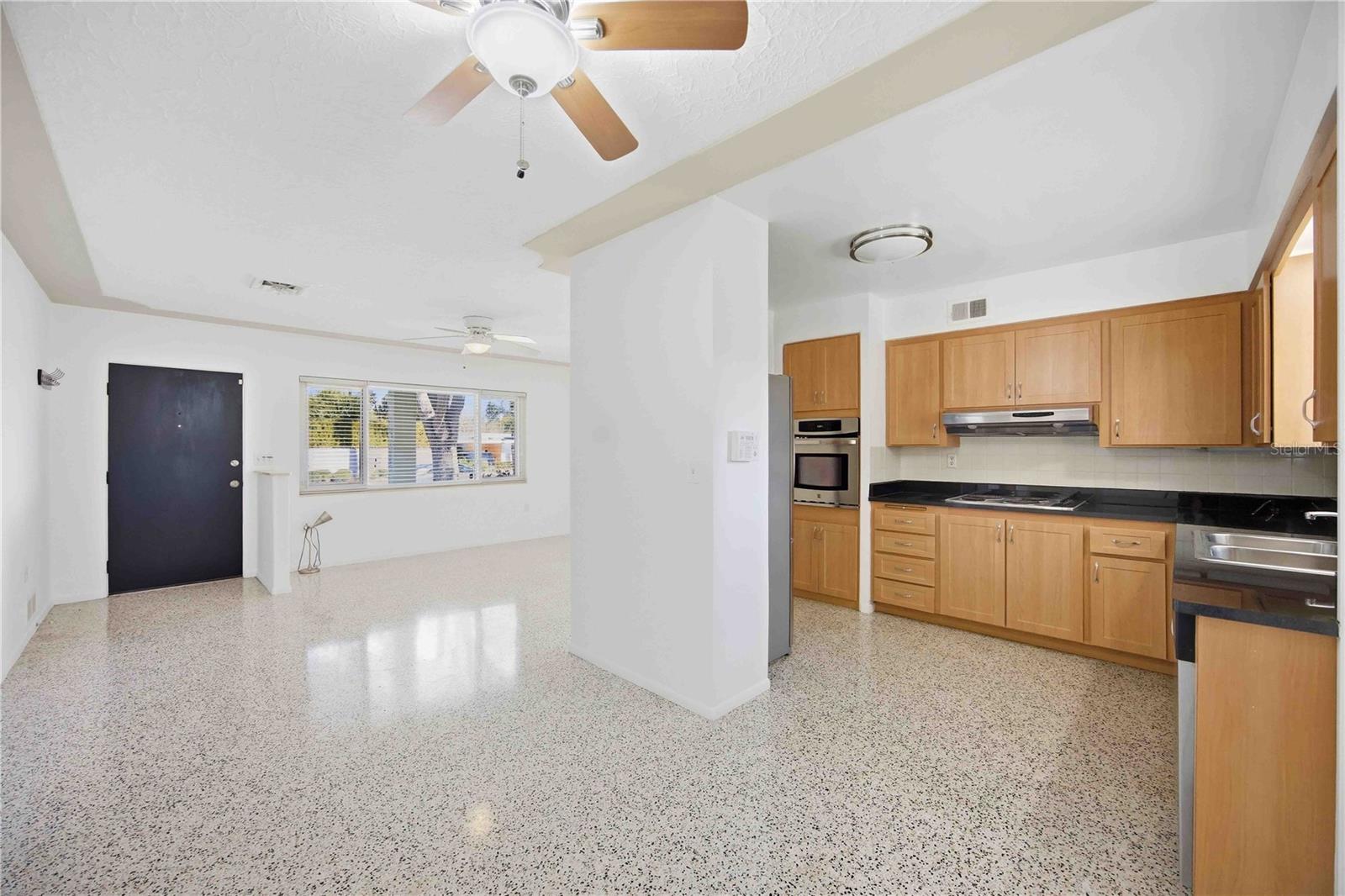 Image 9 of 37 For 2244 Sunnyside Place