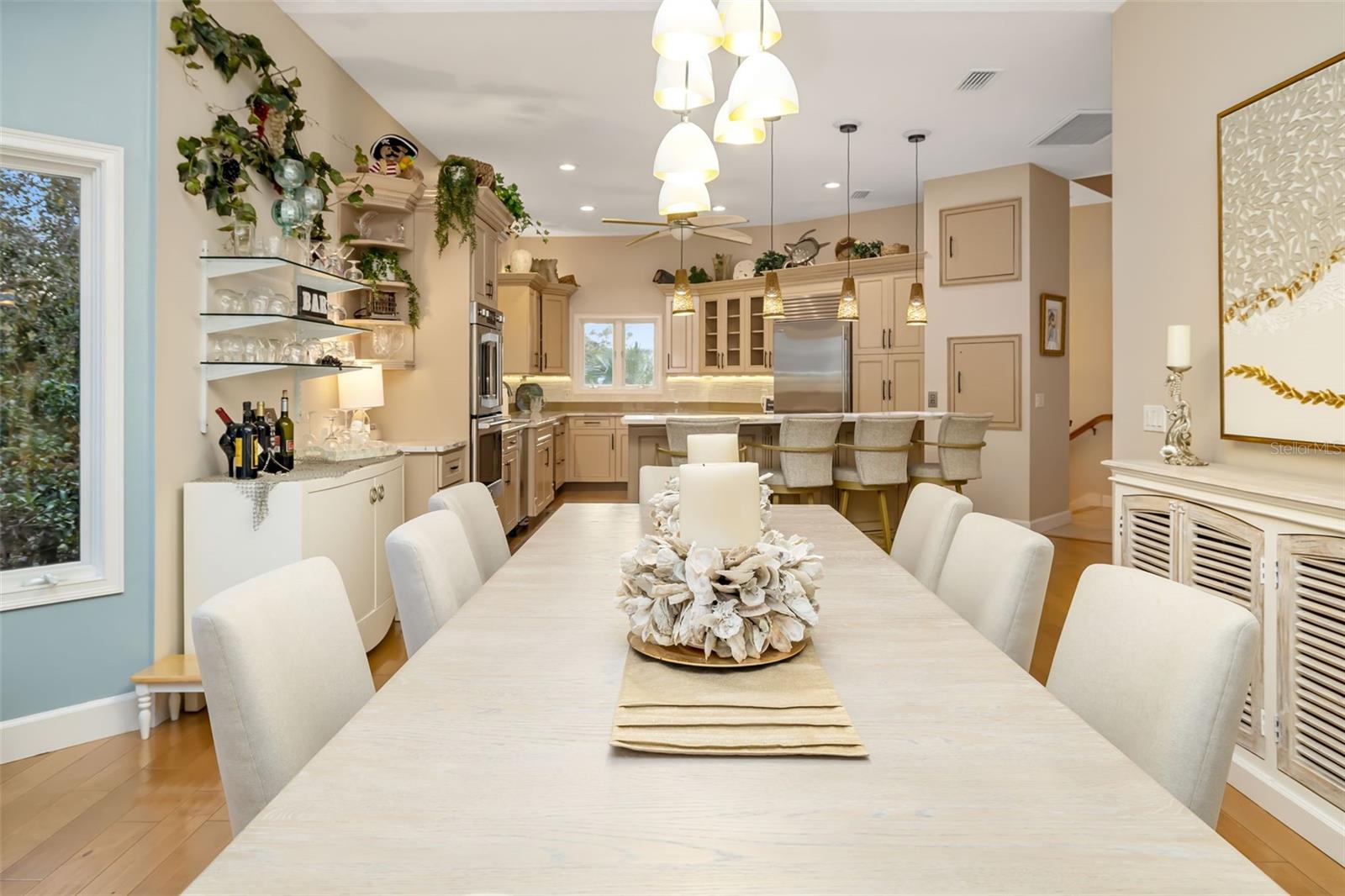 Image 21 of 61 For 746 Eagle Point Drive