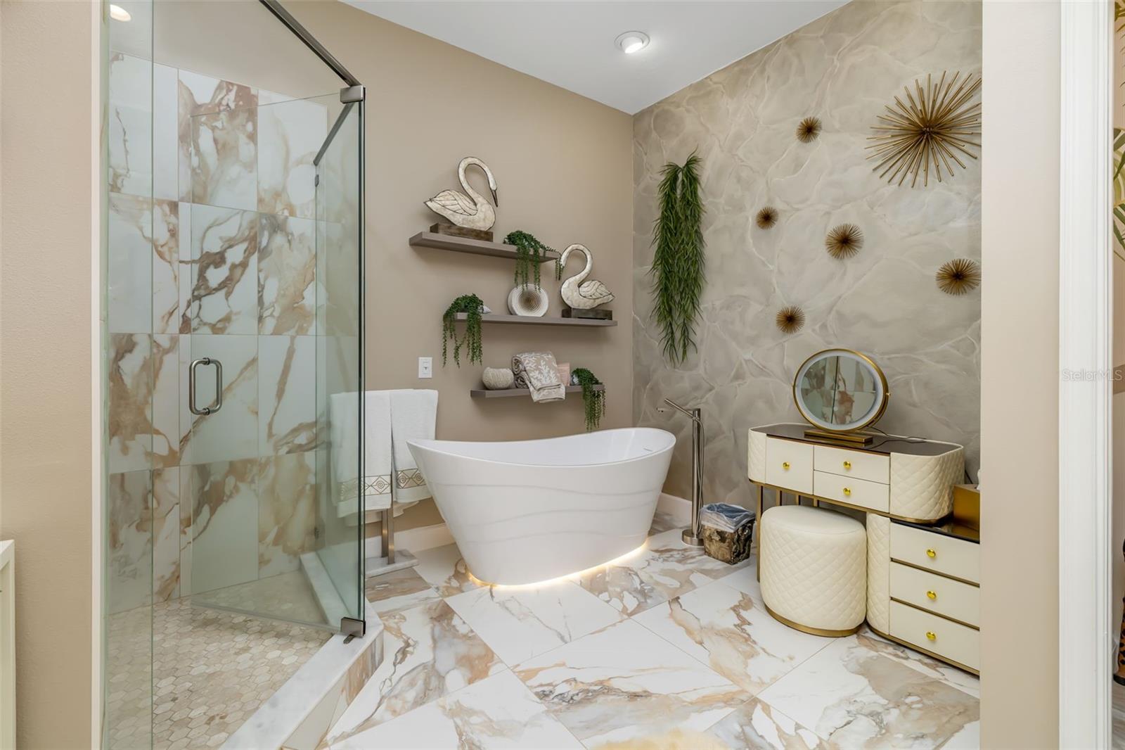 Image 31 of 61 For 746 Eagle Point Drive