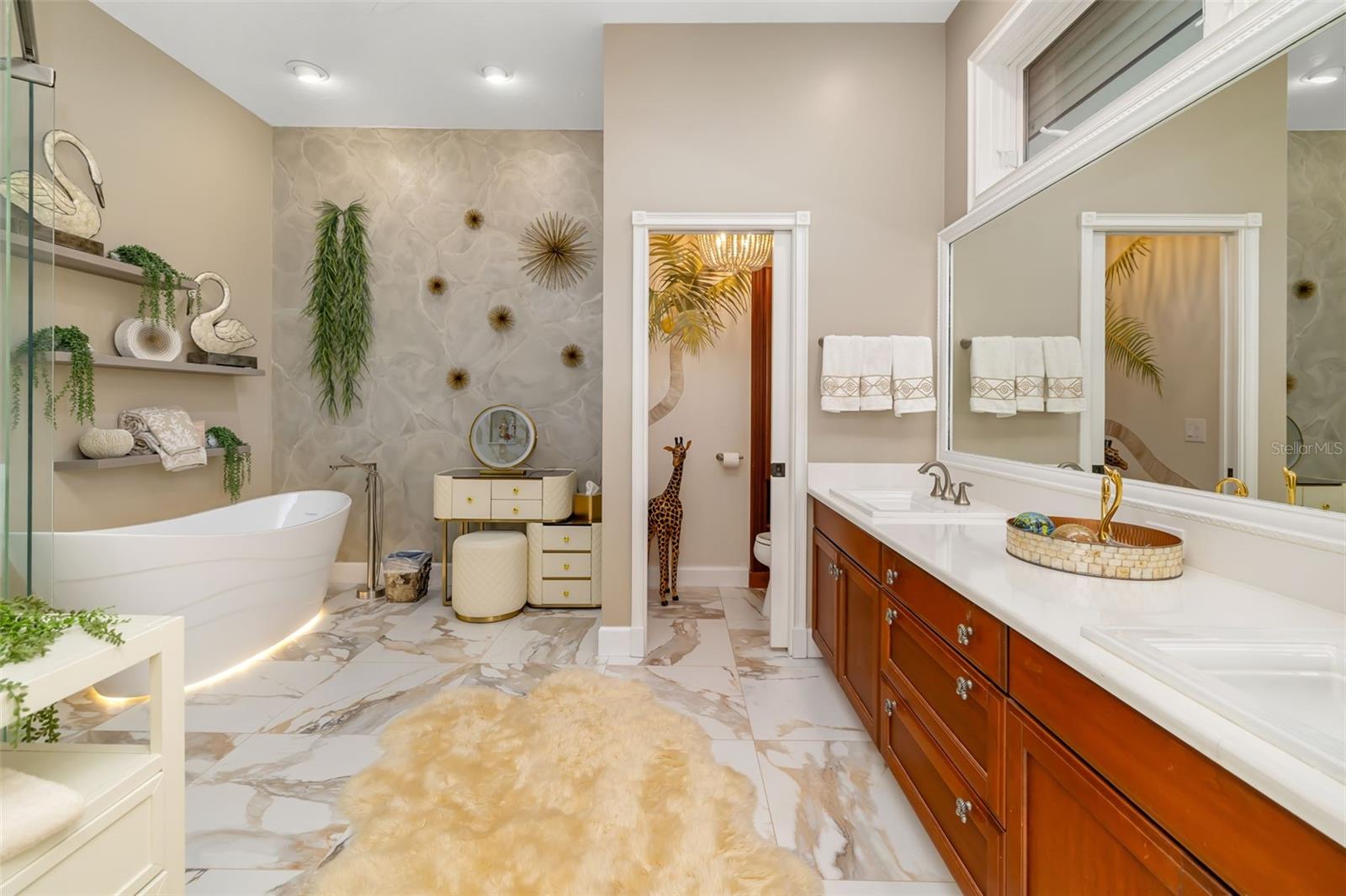 Image 32 of 61 For 746 Eagle Point Drive