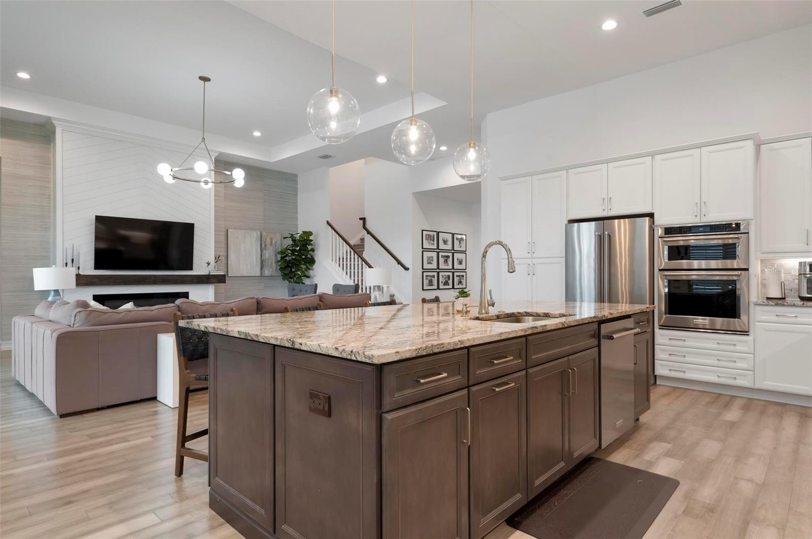 Image 10 of 36 For 17114 Verona Place