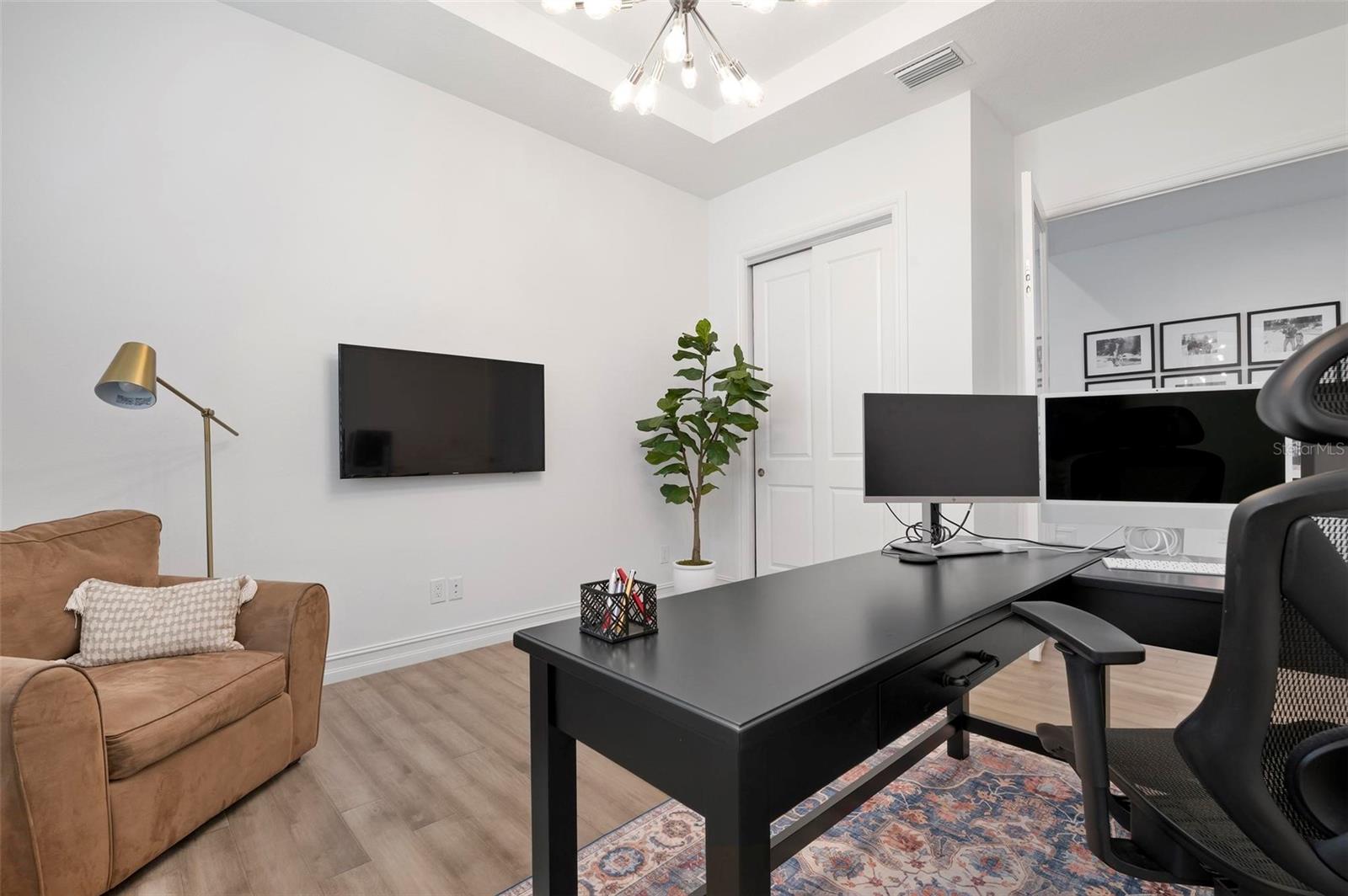 Image 23 of 36 For 17114 Verona Place