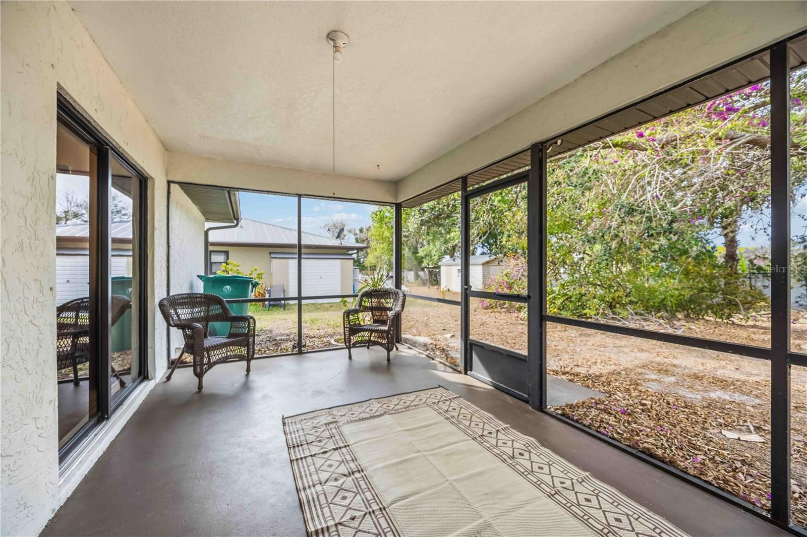 Image 34 of 61 For 28474 Coco Palm Drive