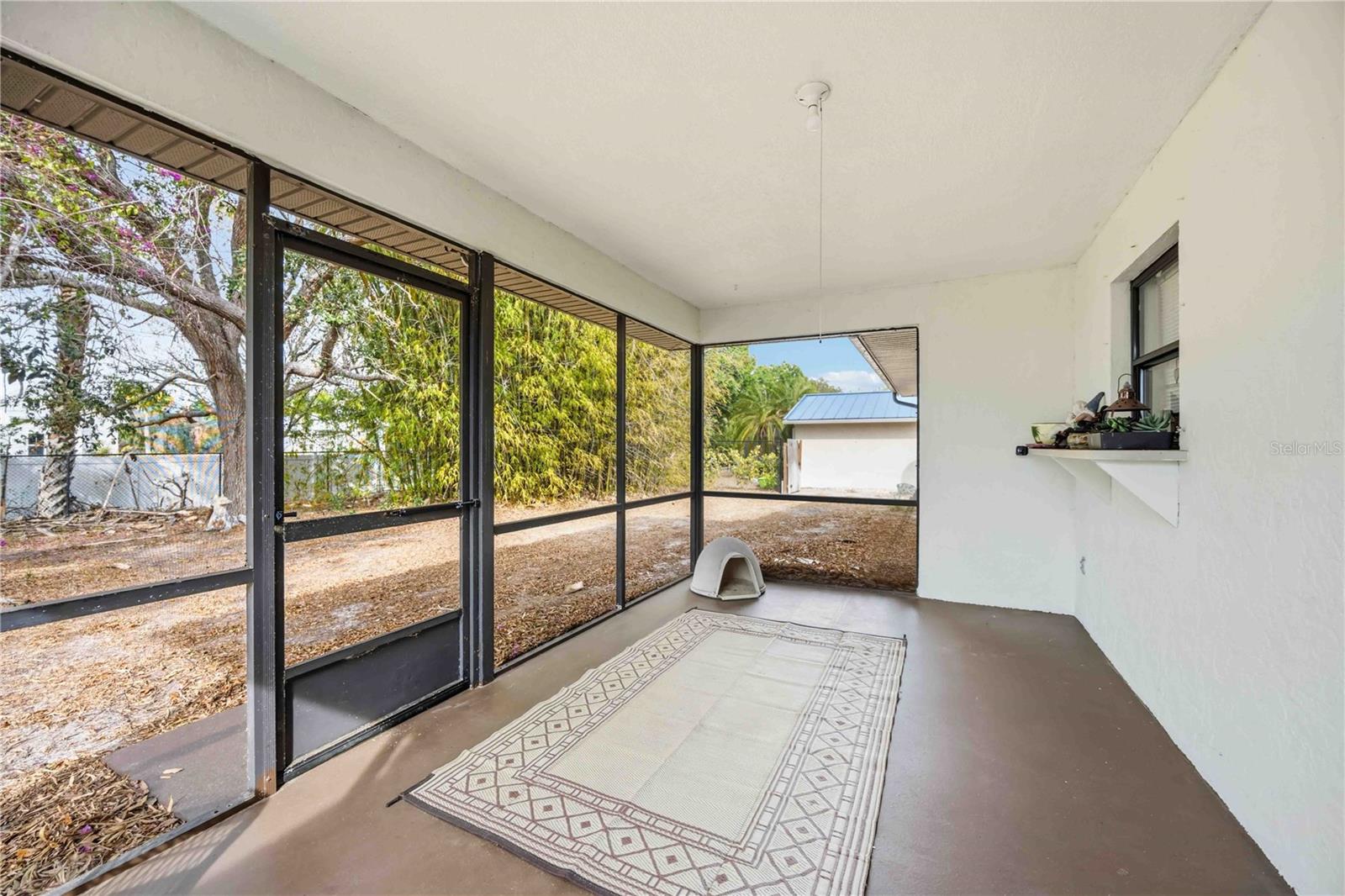 Image 36 of 61 For 28474 Coco Palm Drive