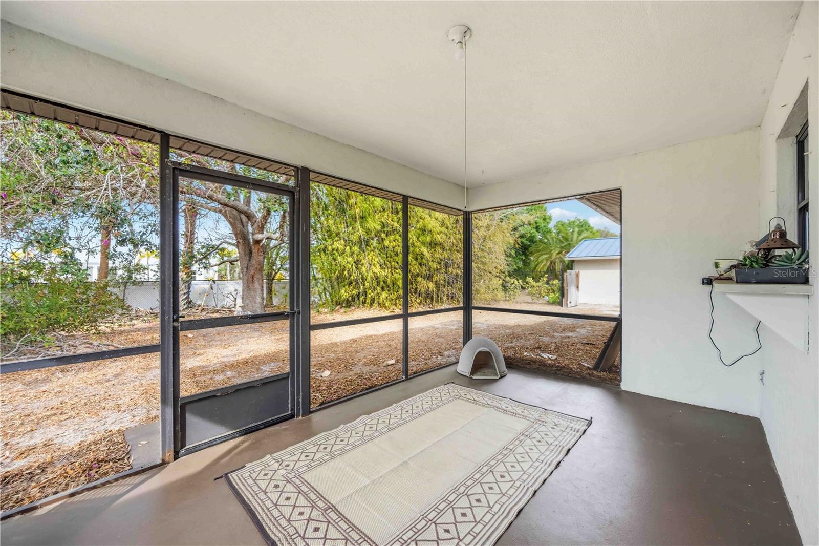 Image 37 of 61 For 28474 Coco Palm Drive