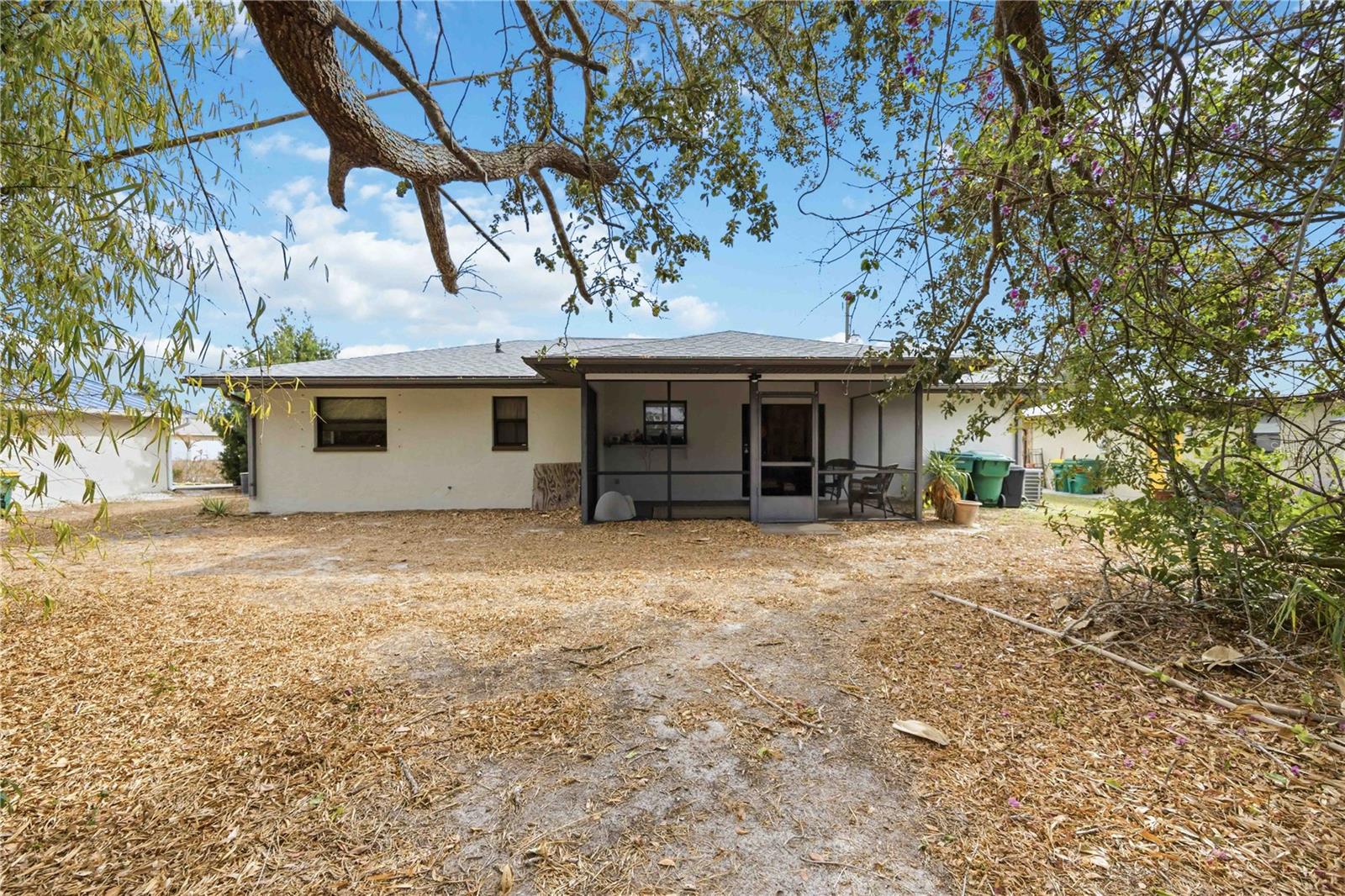 Image 42 of 61 For 28474 Coco Palm Drive