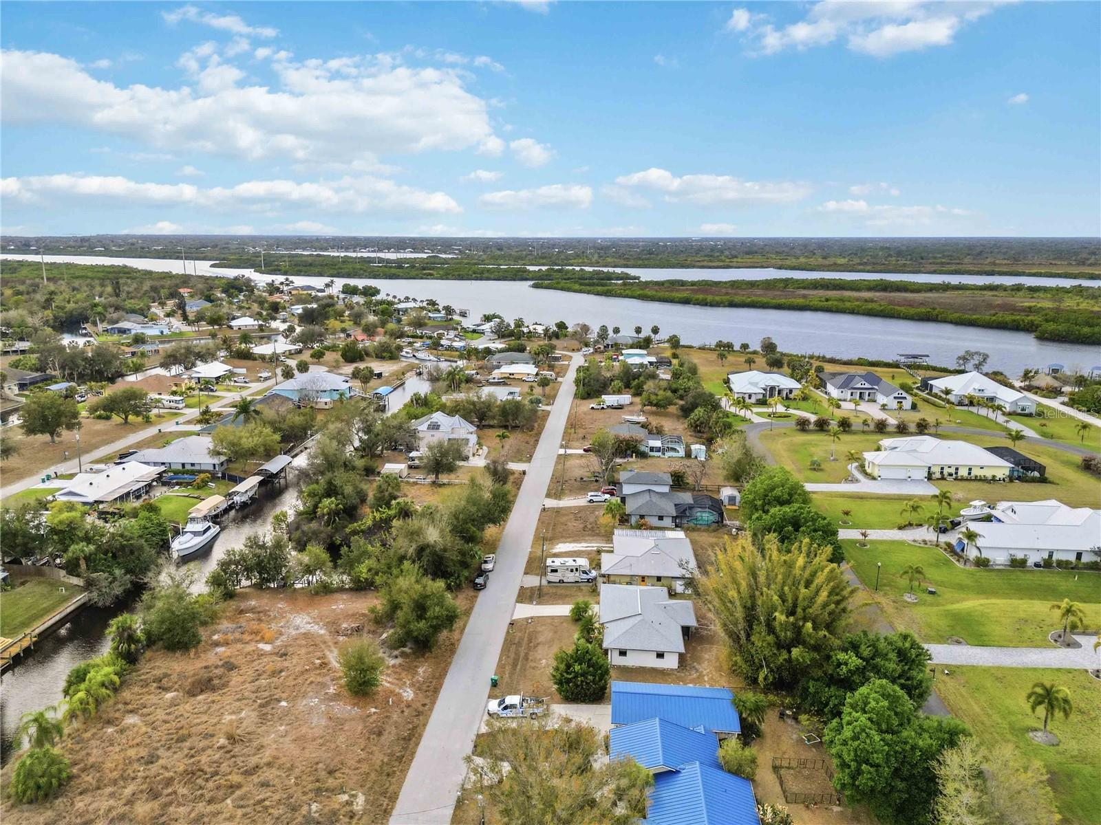 Image 49 of 61 For 28474 Coco Palm Drive