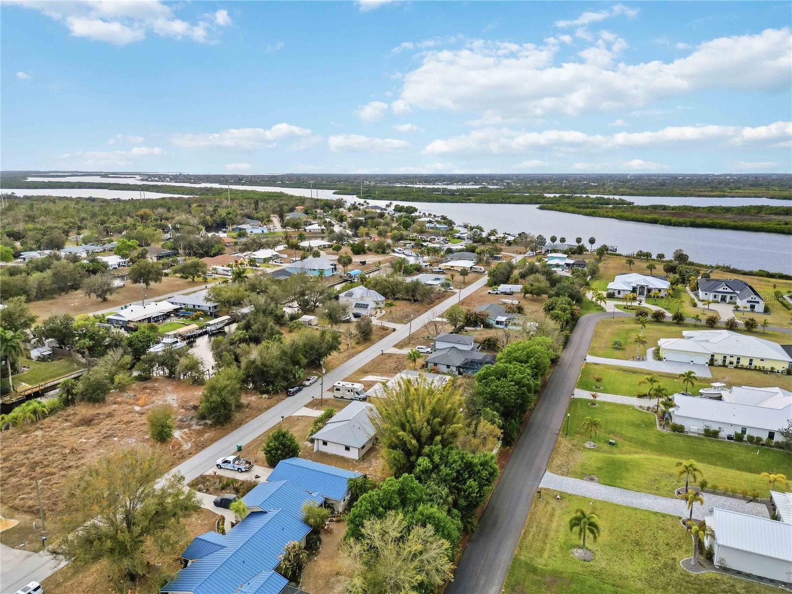 Image 50 of 61 For 28474 Coco Palm Drive