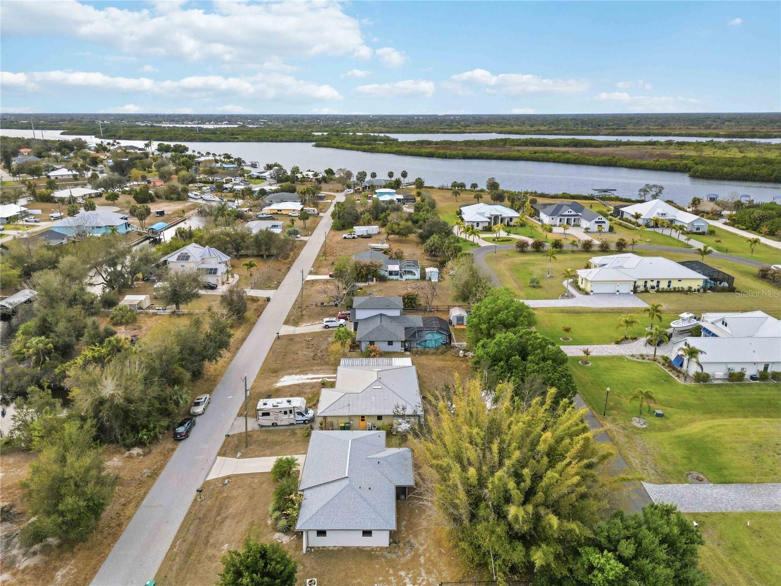 Image 54 of 61 For 28474 Coco Palm Drive