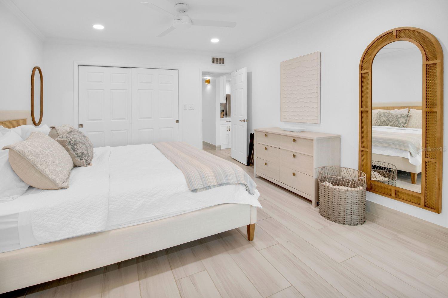 Image 18 of 33 For 454 63rd Street