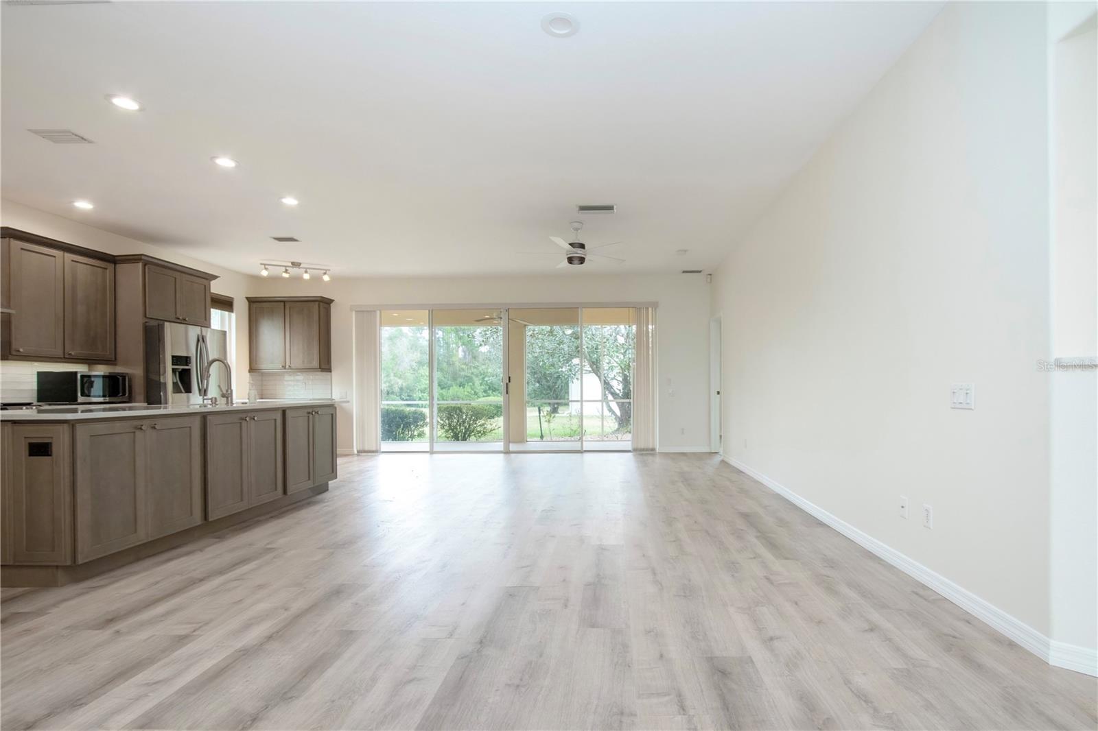 Image 10 of 67 For 8419 Whispering Woods Court