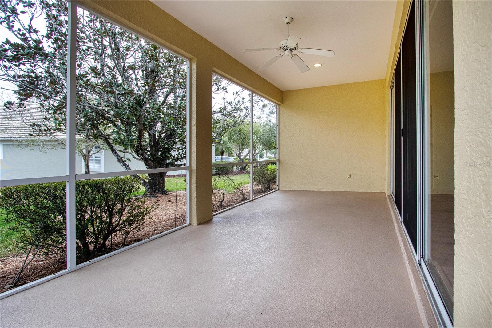 Image 16 of 67 For 8419 Whispering Woods Court