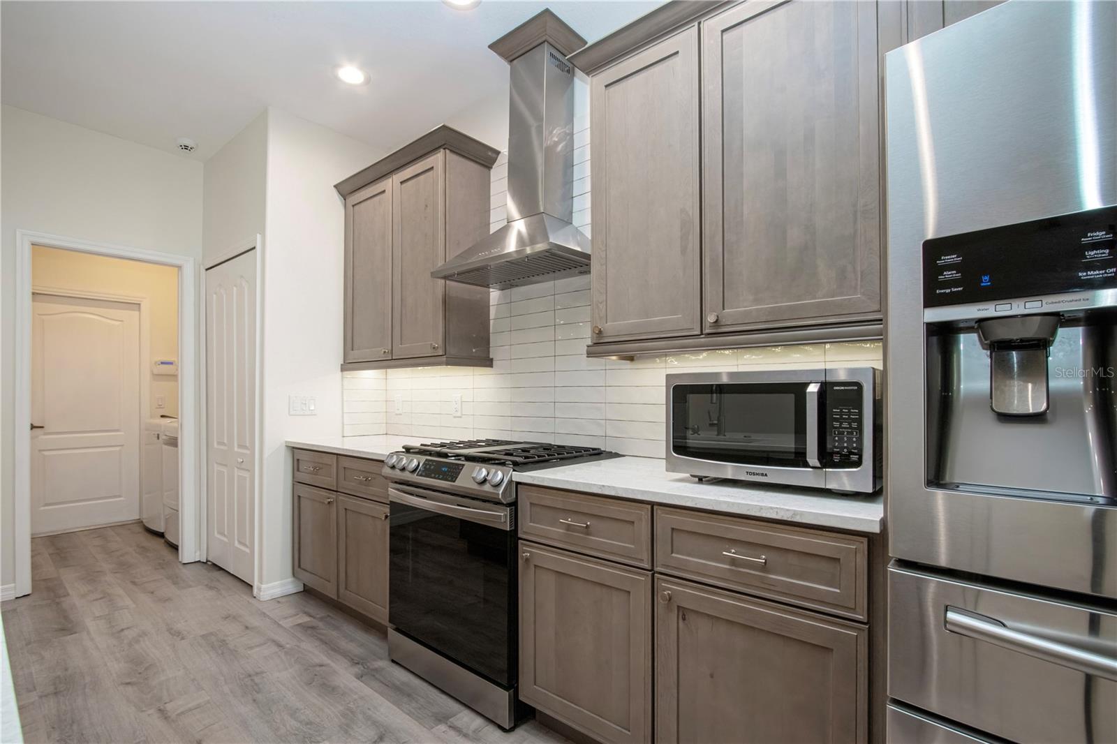 Image 23 of 67 For 8419 Whispering Woods Court