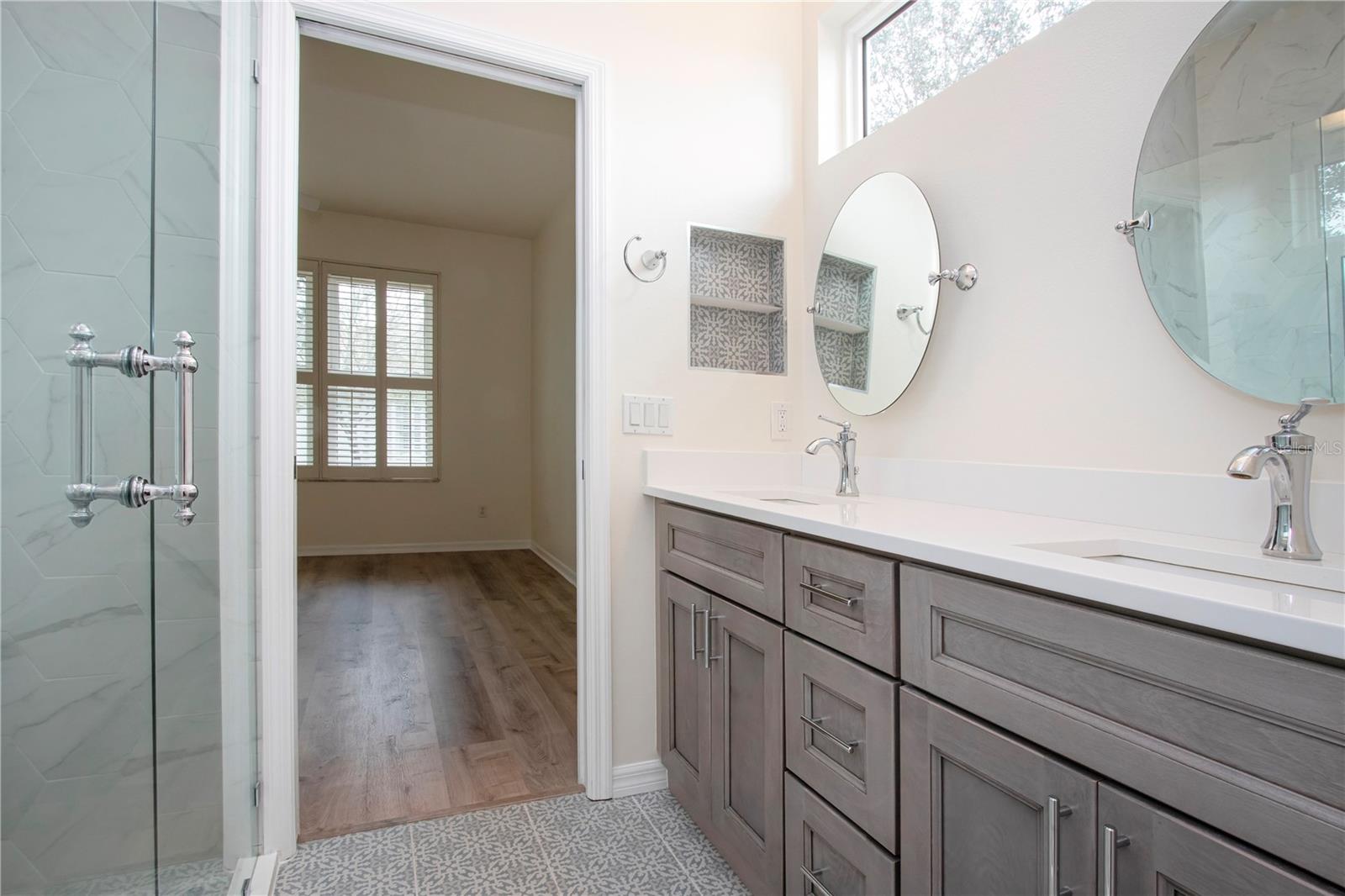 Image 37 of 67 For 8419 Whispering Woods Court