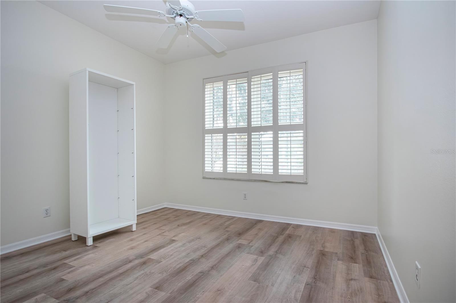 Image 40 of 67 For 8419 Whispering Woods Court