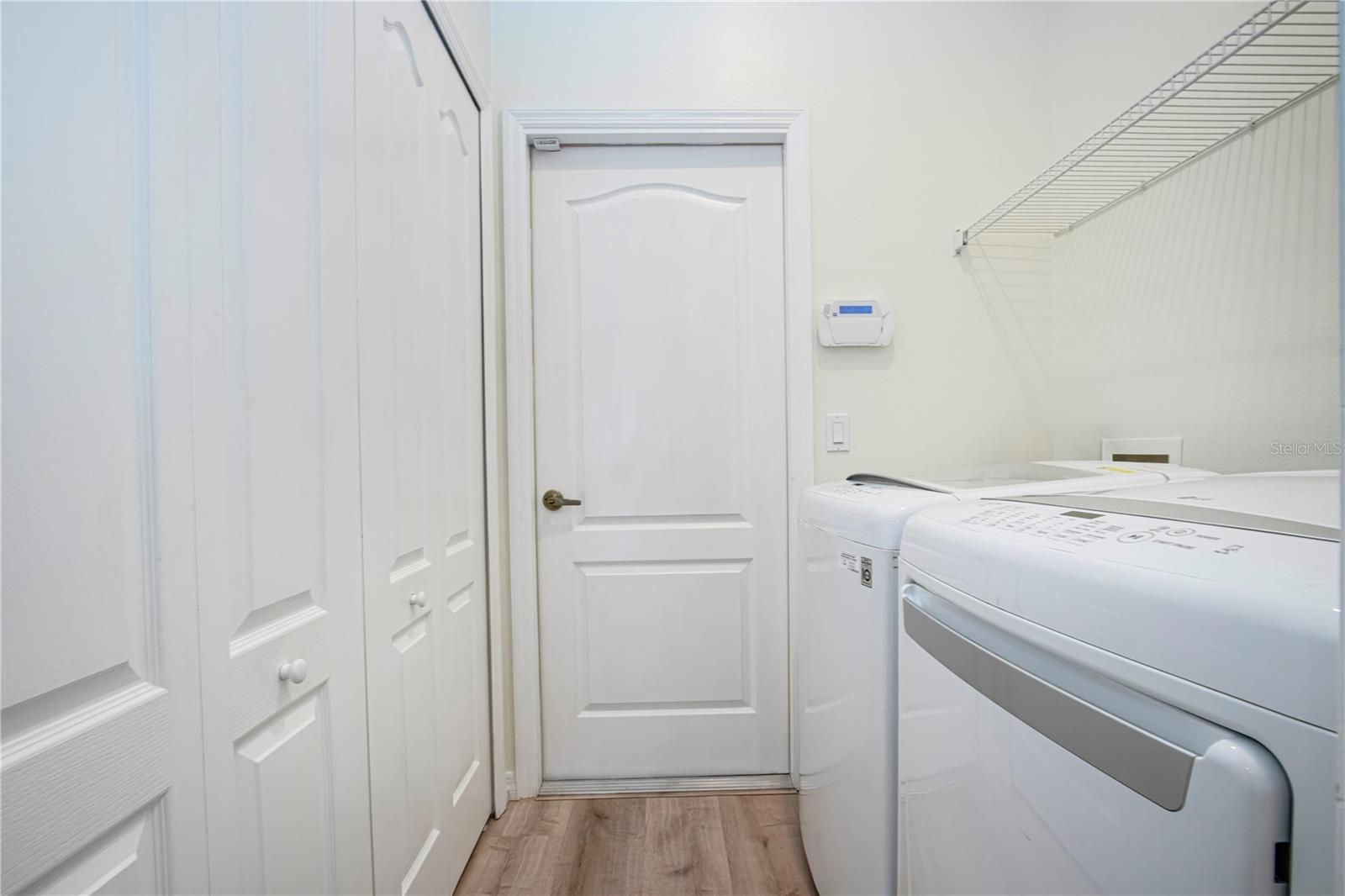 Image 53 of 67 For 8419 Whispering Woods Court