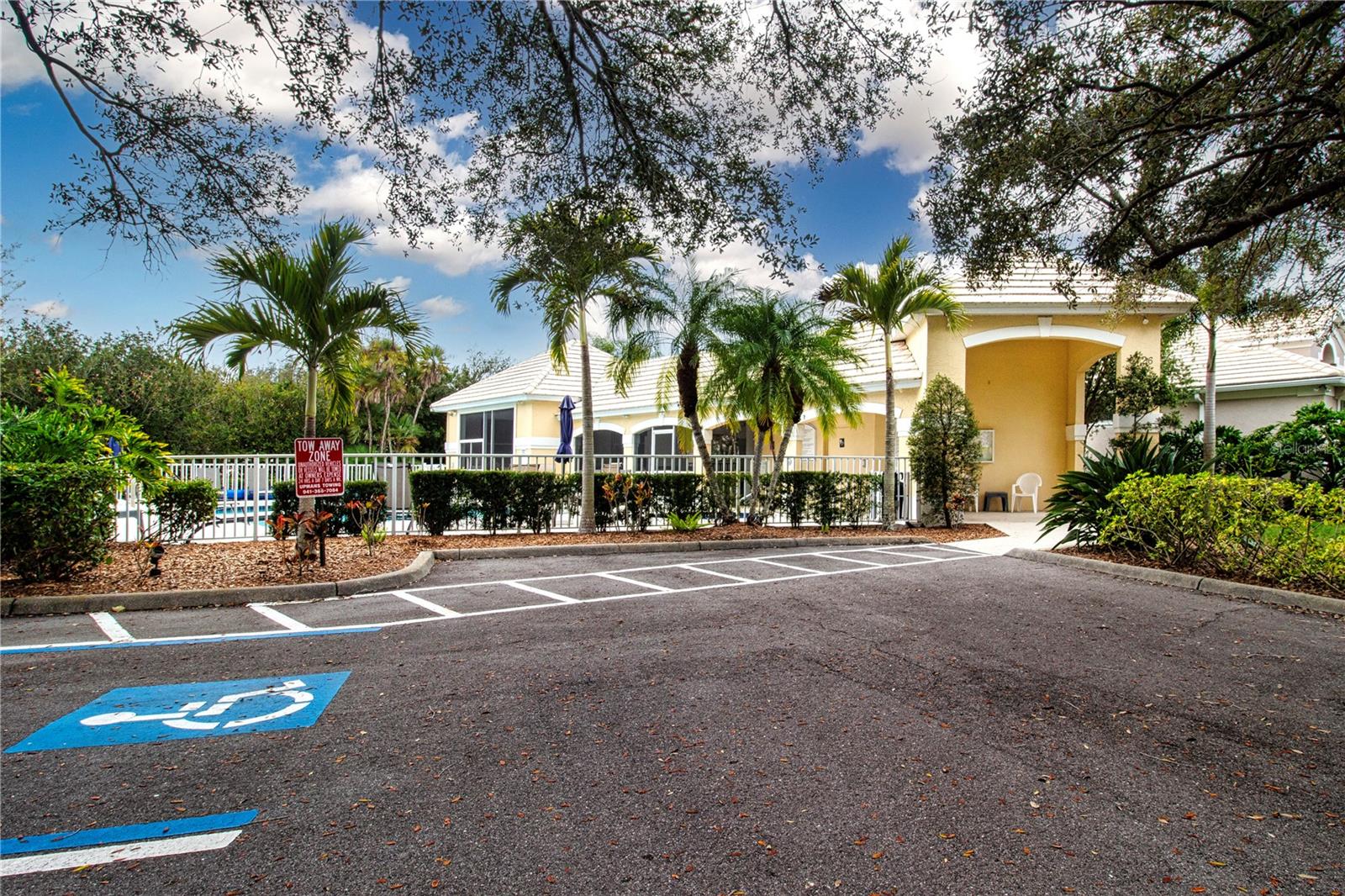 Image 65 of 67 For 8419 Whispering Woods Court