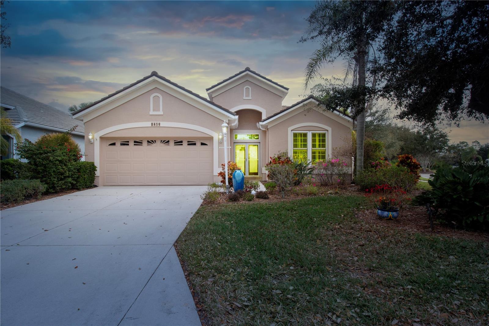 Image 7 of 67 For 8419 Whispering Woods Court