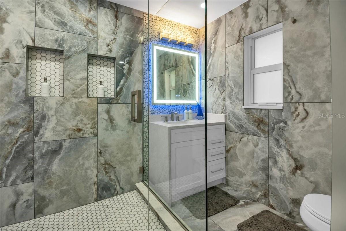 Image 27 of 56 For 5624 Cape Leyte Drive