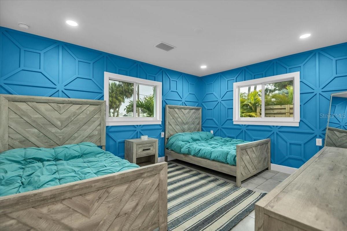 Image 29 of 56 For 5624 Cape Leyte Drive