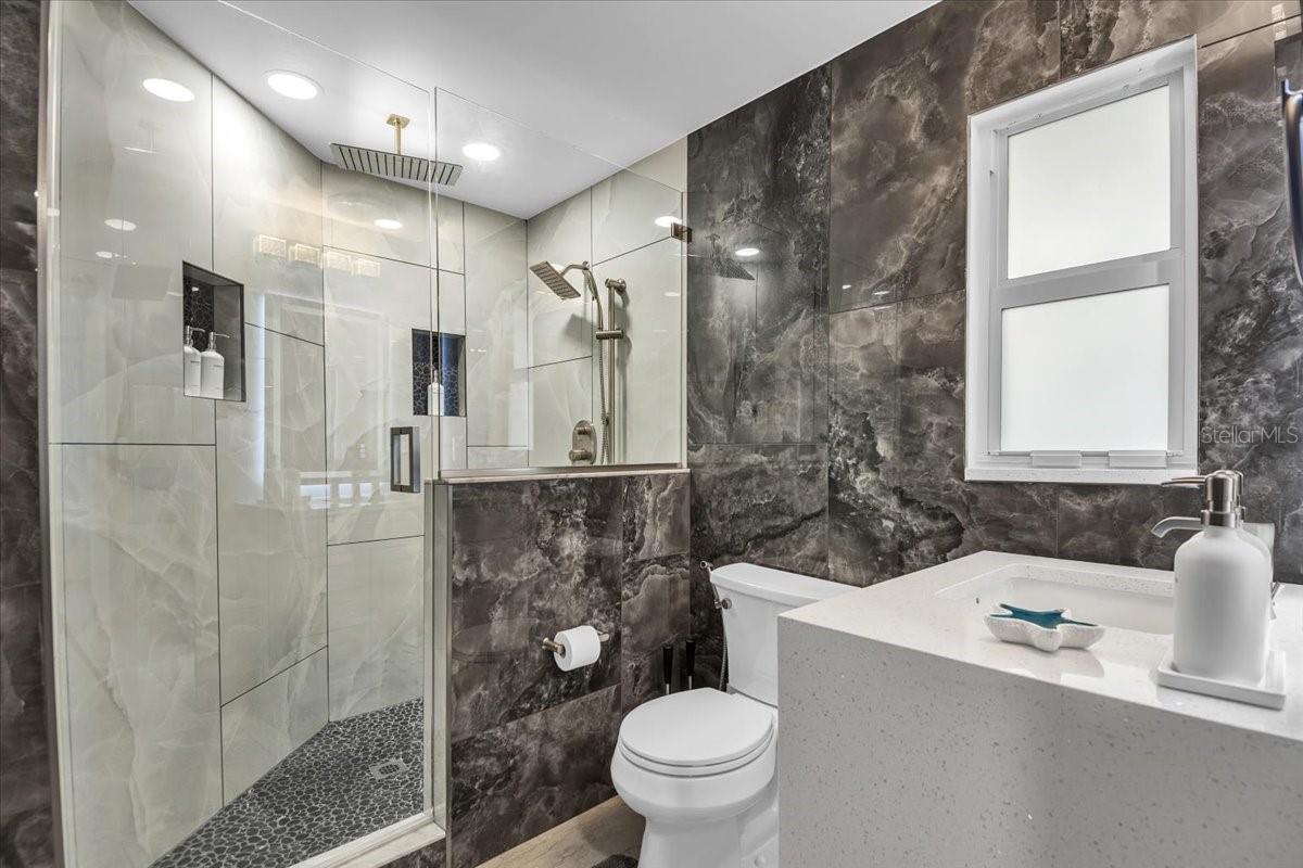 Image 44 of 56 For 5624 Cape Leyte Drive