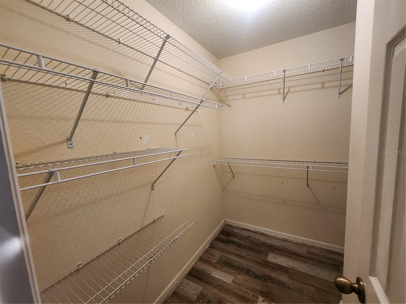 Image 10 of 24 For 4590 Cazes Avenue