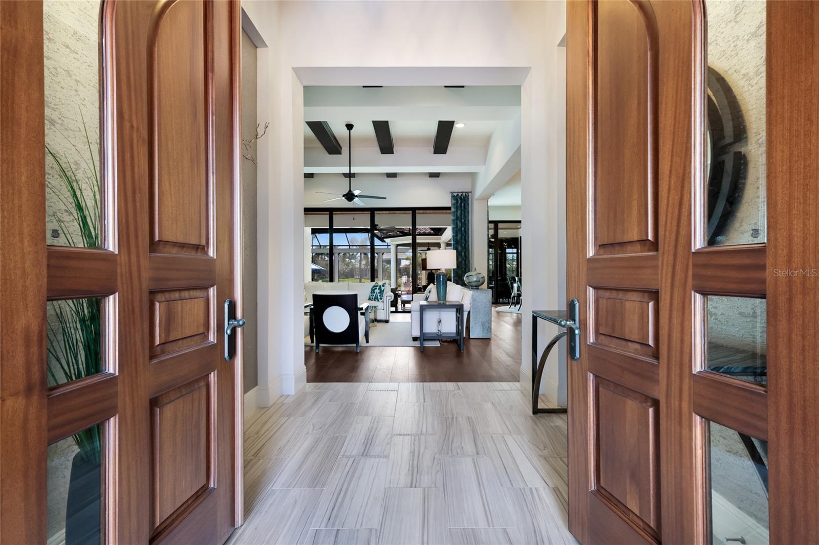 Image 10 of 93 For 16420 Daysailor Trail