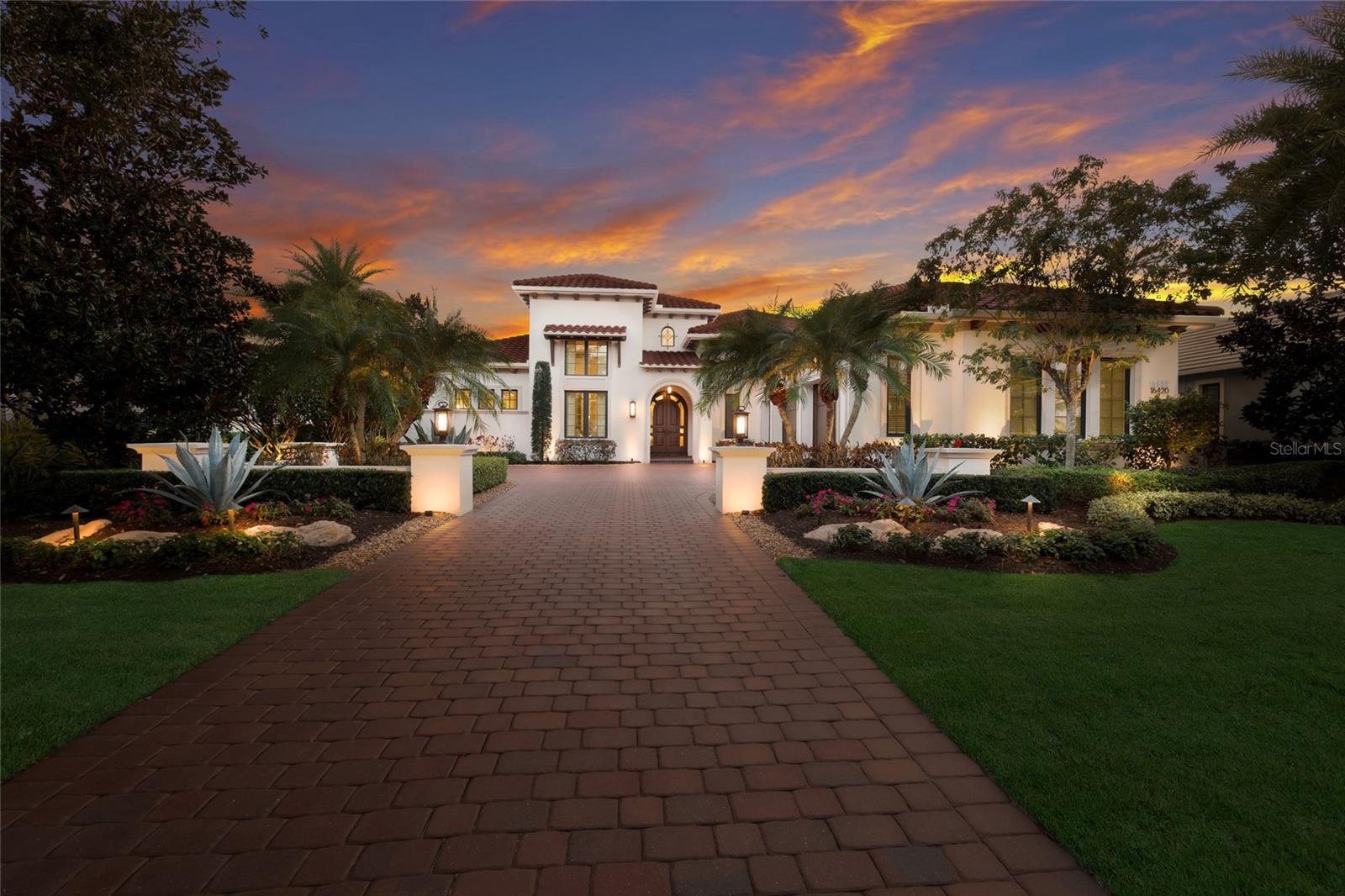 Image 2 of 93 For 16420 Daysailor Trail