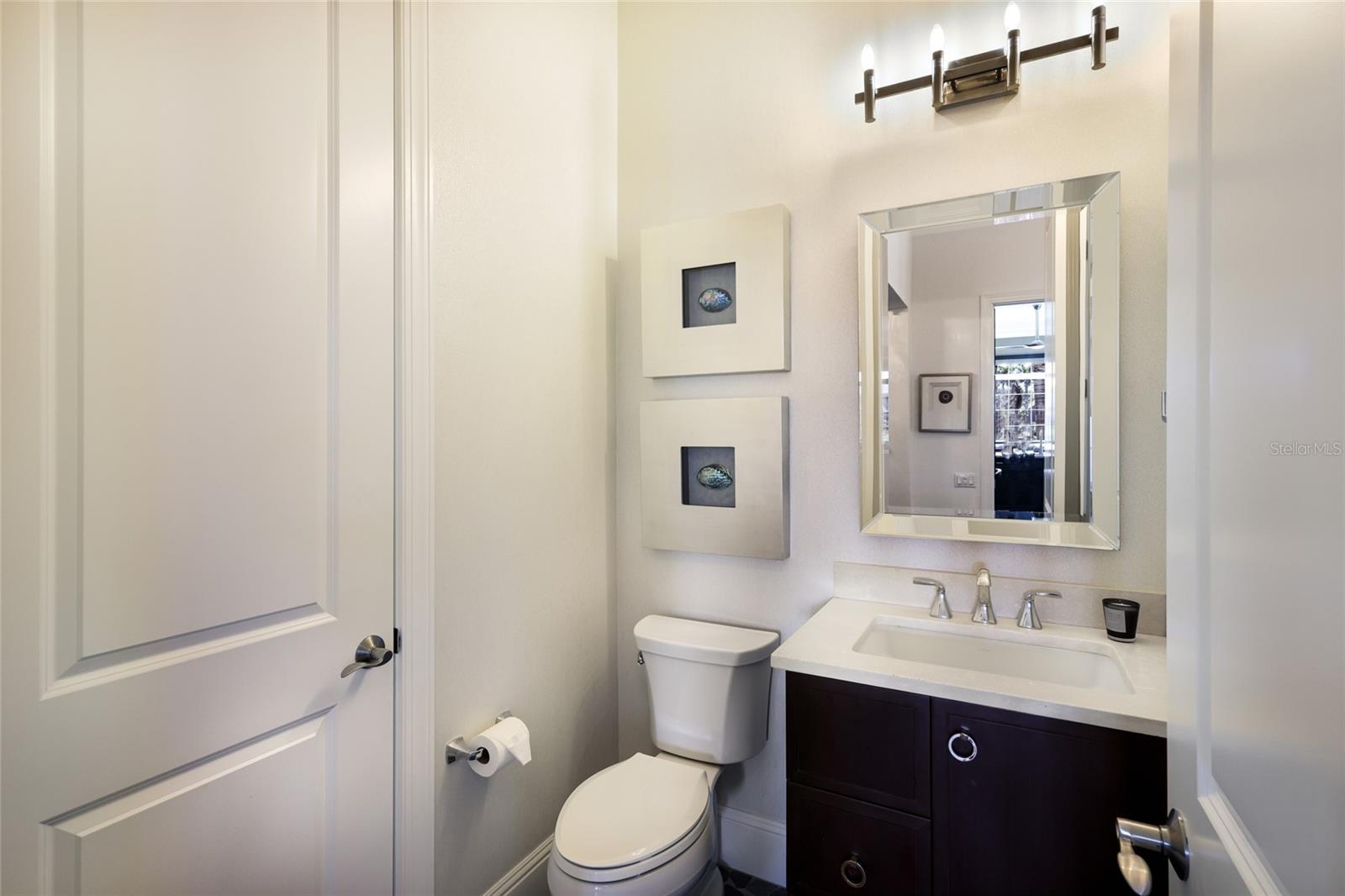 Image 23 of 93 For 16420 Daysailor Trail