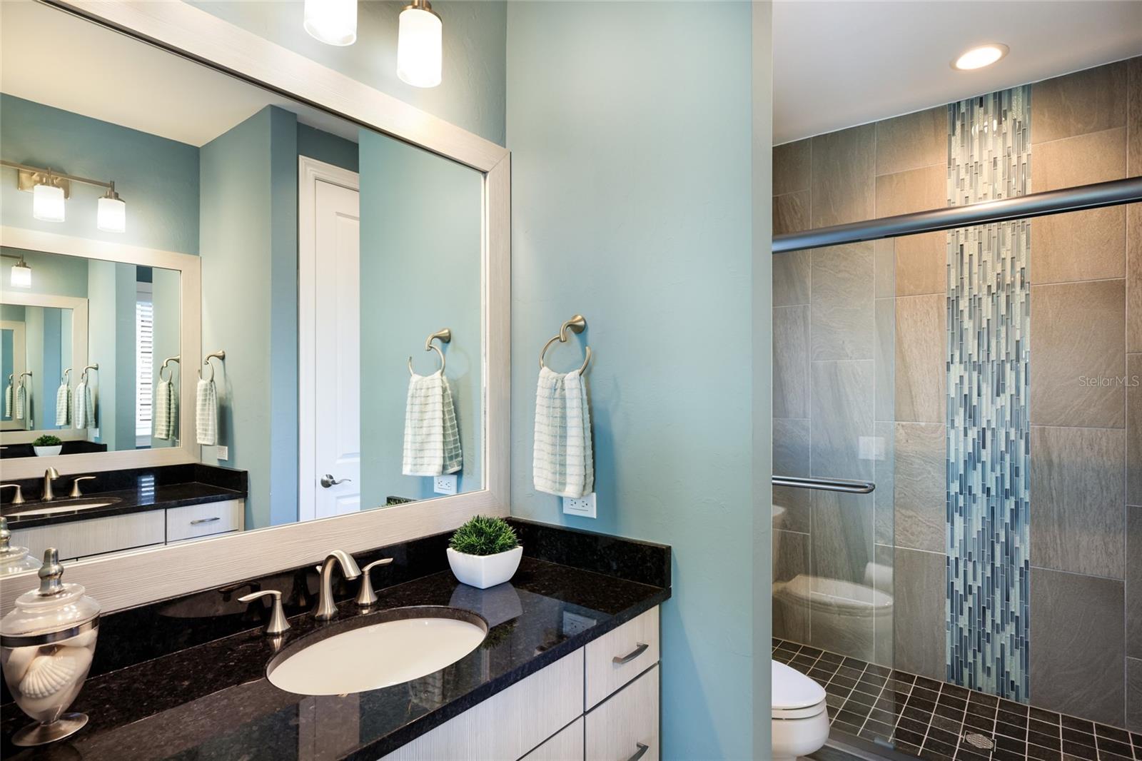 Image 53 of 93 For 16420 Daysailor Trail