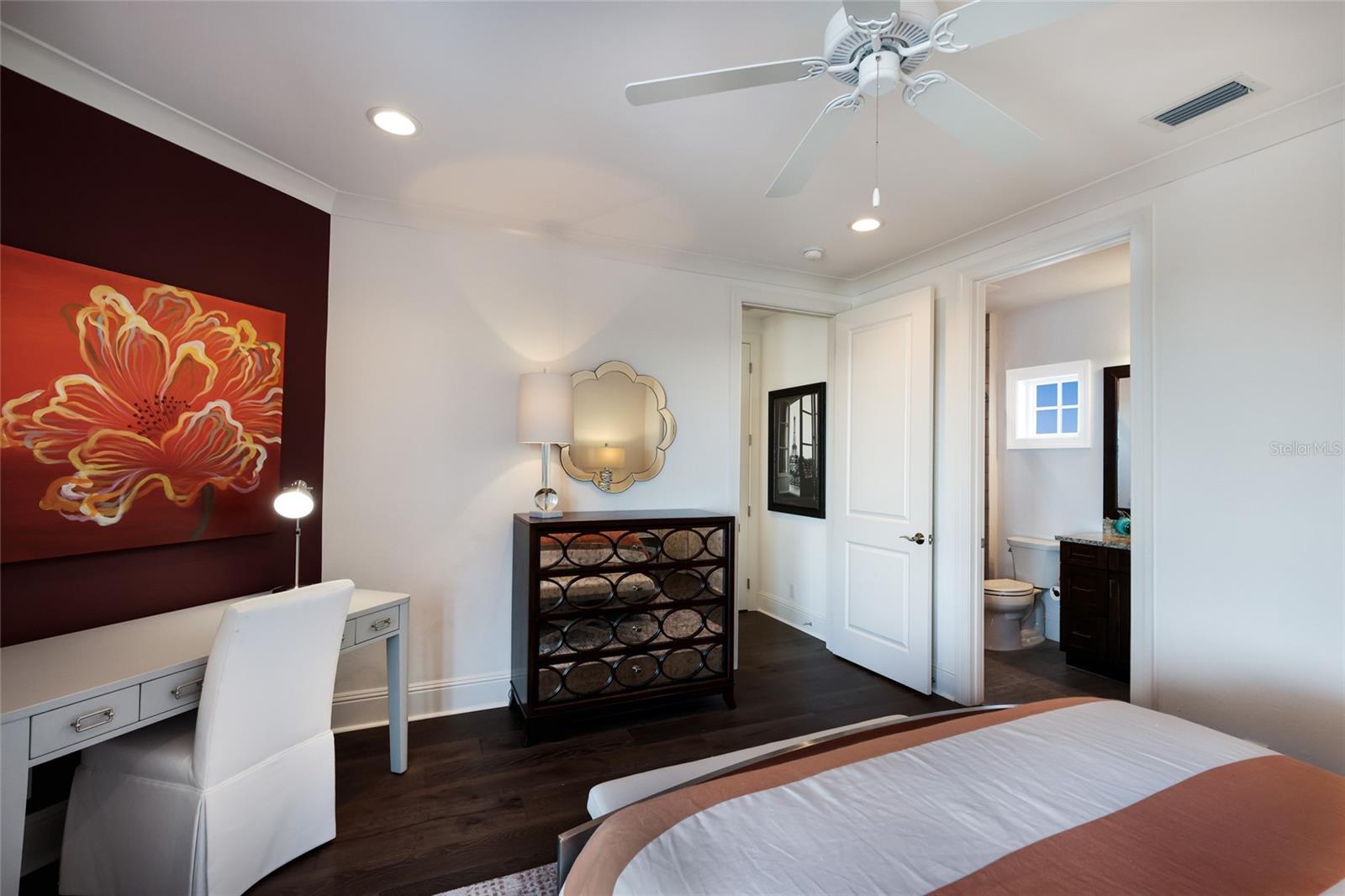 Image 61 of 93 For 16420 Daysailor Trail