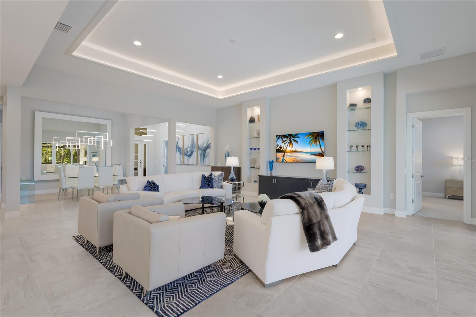 Image 20 of 96 For 7965 Mainsail Lane