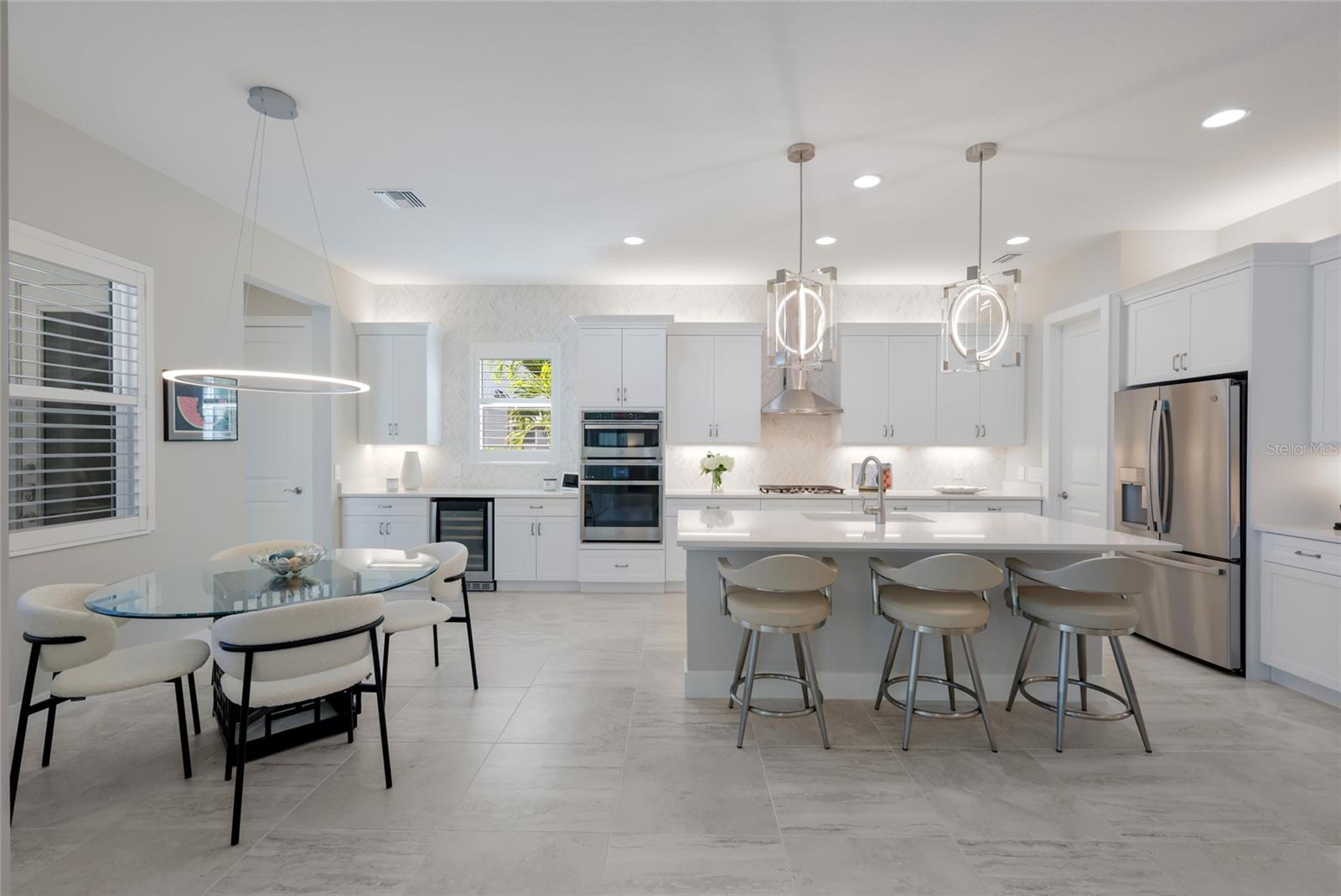 Image 21 of 96 For 7965 Mainsail Lane