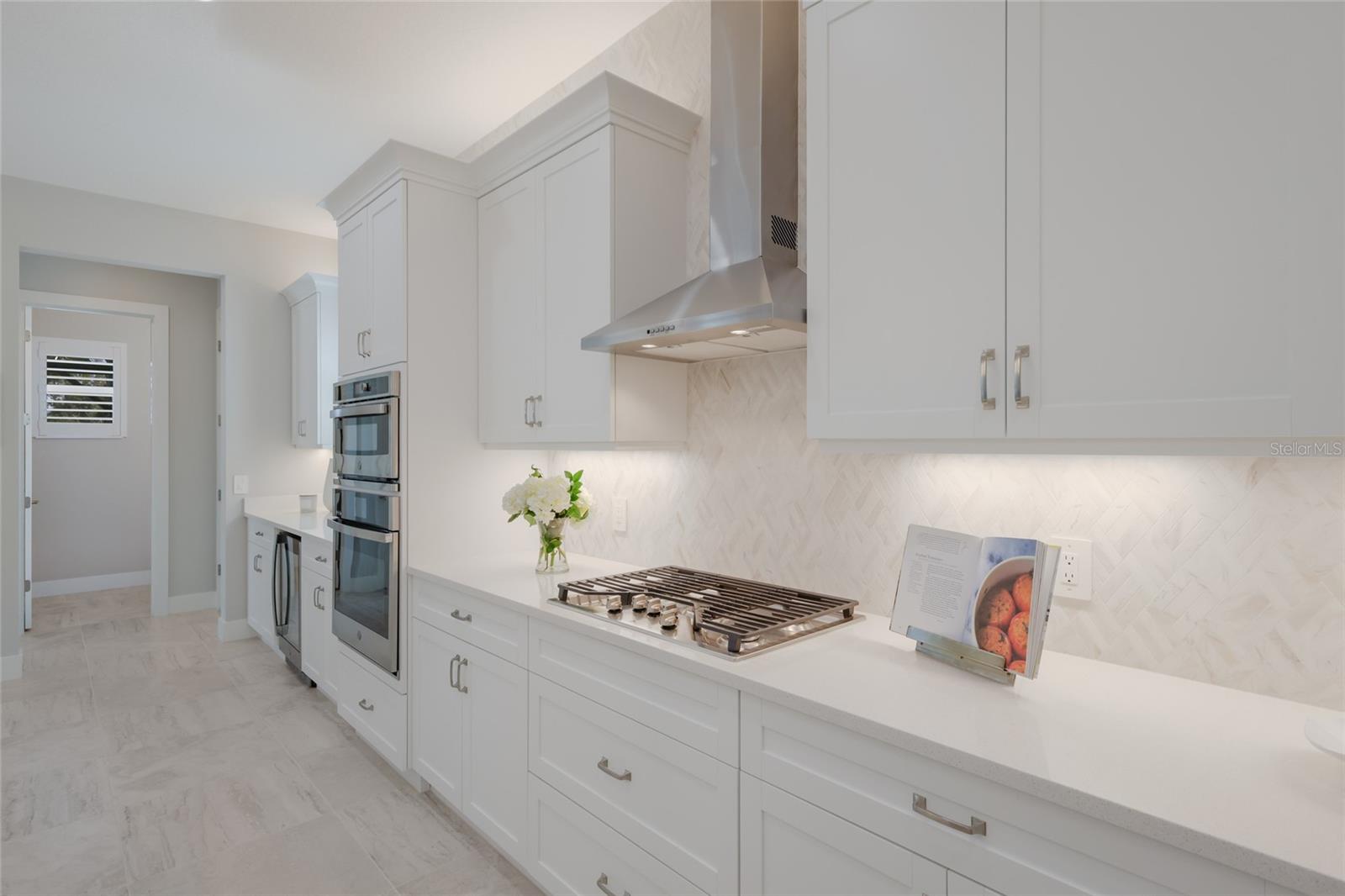 Image 29 of 96 For 7965 Mainsail Lane