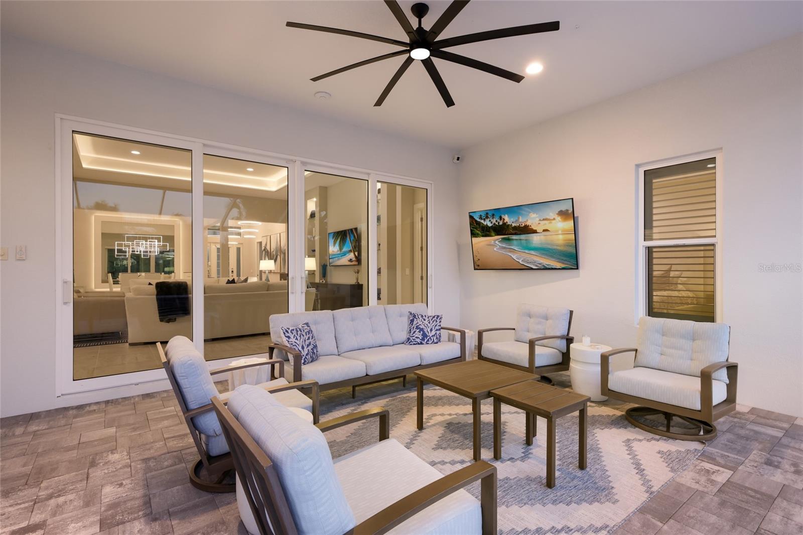 Image 5 of 96 For 7965 Mainsail Lane