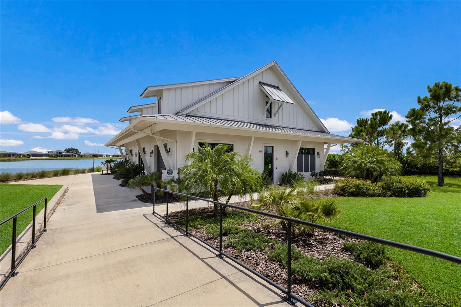 Image 81 of 96 For 7965 Mainsail Lane