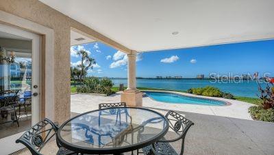 Image 12 of 20 For 376 West Royal Flamingo Drive