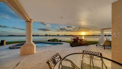 Image 5 of 20 For 376 West Royal Flamingo Drive