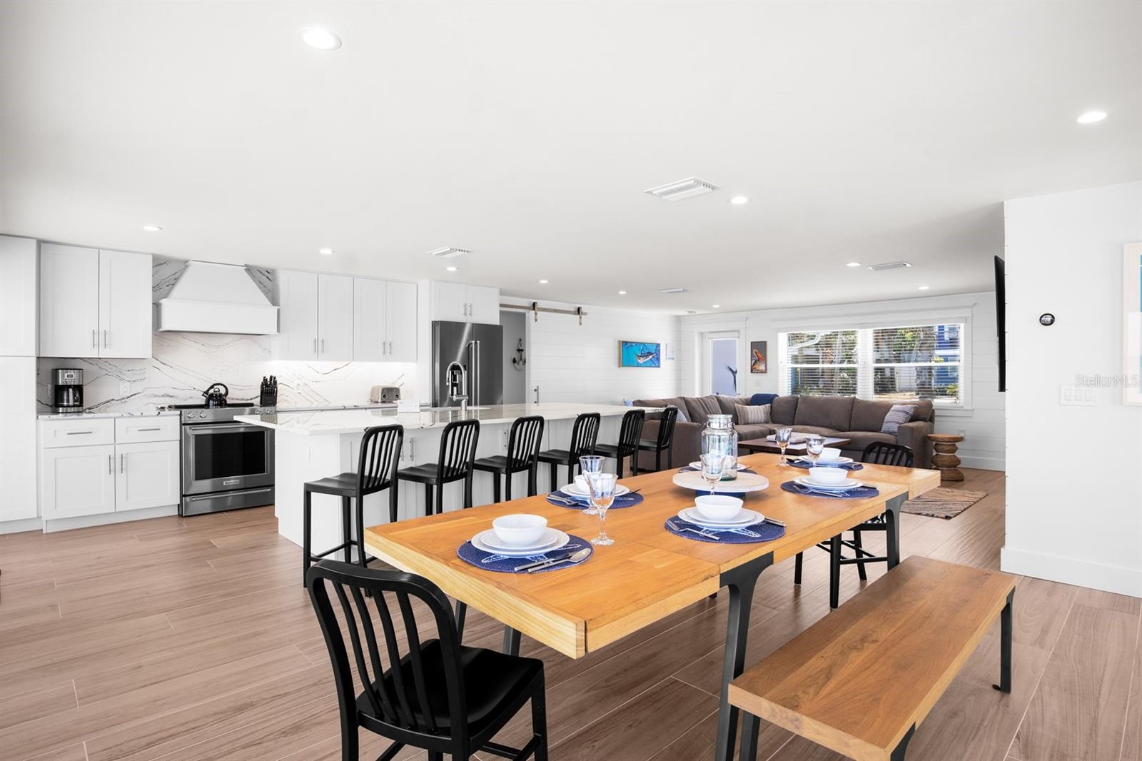 Image 16 of 49 For 306 Bay Boulevard