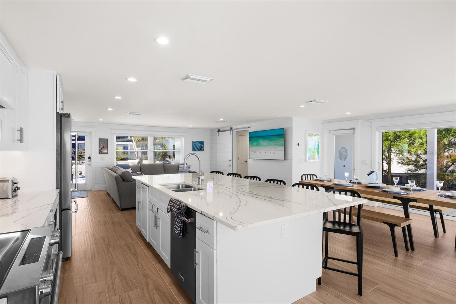 Image 19 of 49 For 306 Bay Boulevard