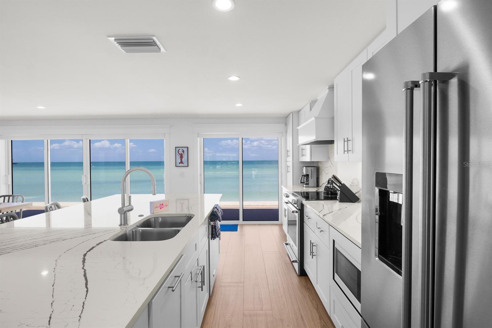 Image 20 of 49 For 306 Bay Boulevard