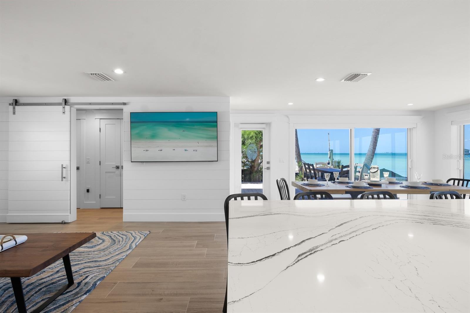 Image 26 of 49 For 306 Bay Boulevard