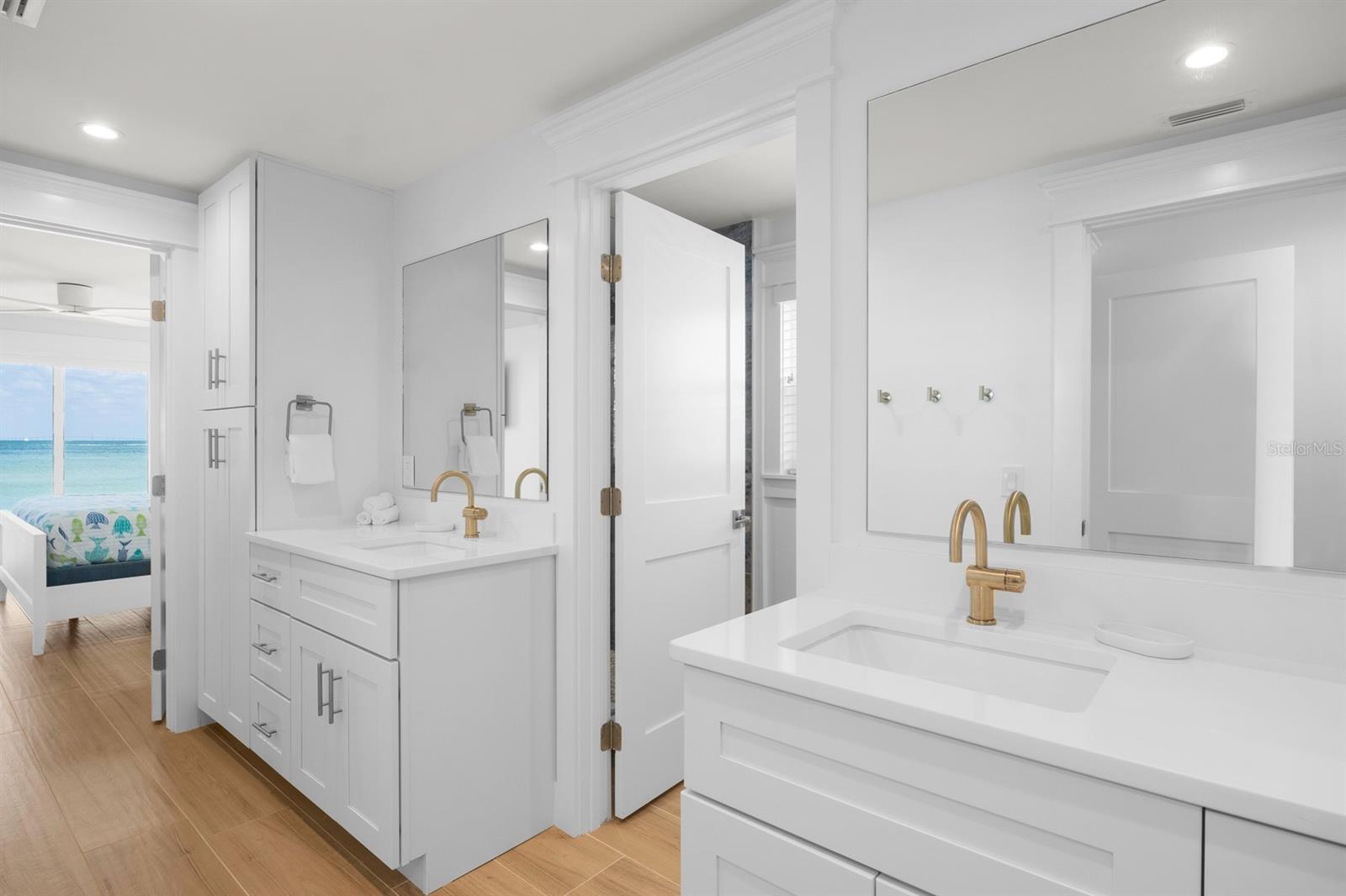 Image 36 of 49 For 306 Bay Boulevard