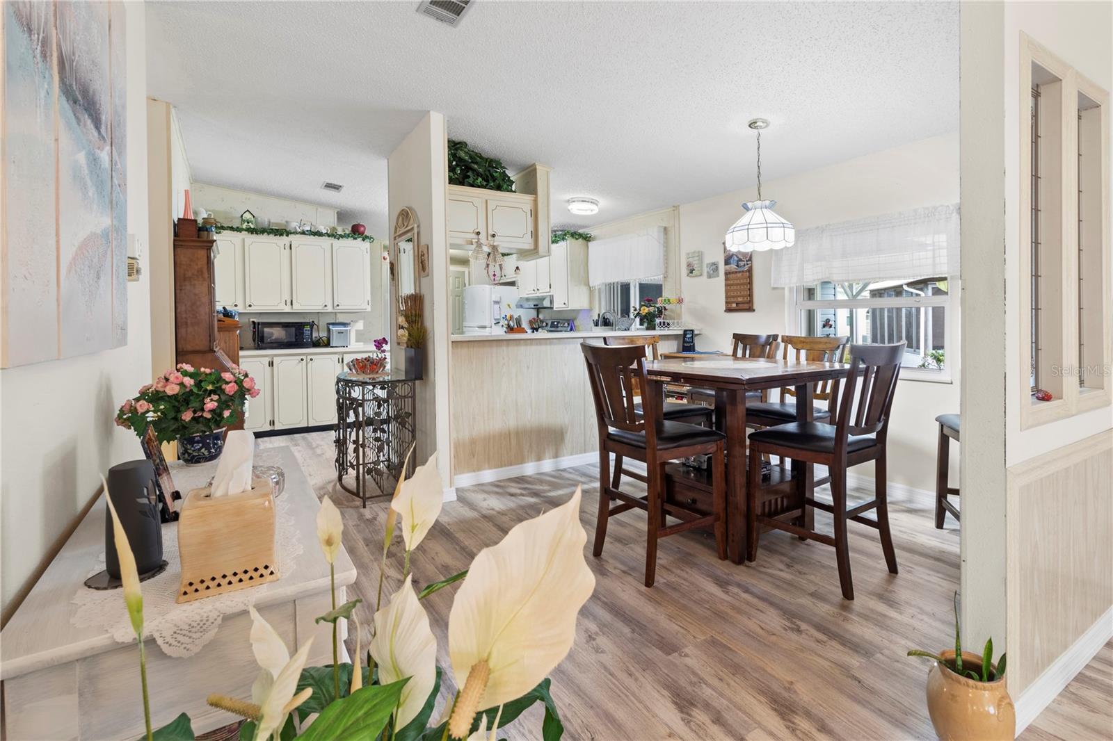 Image 12 of 57 For 94 Meadow Circle