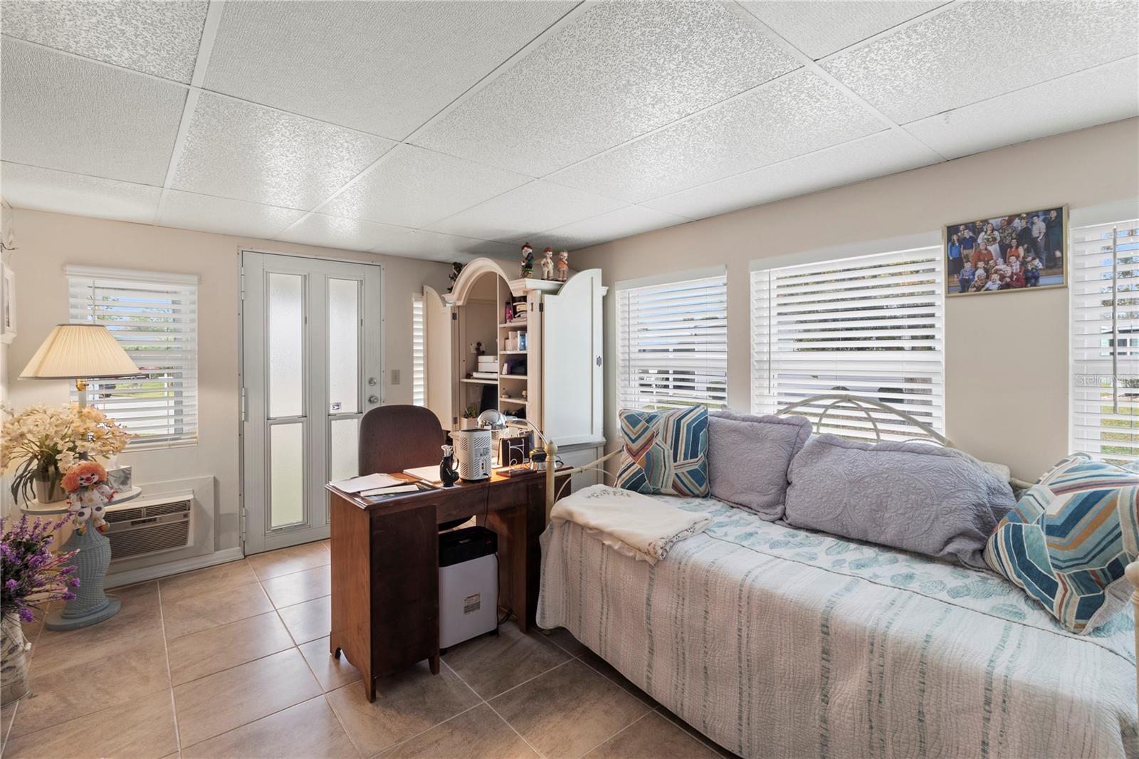 Image 27 of 57 For 94 Meadow Circle