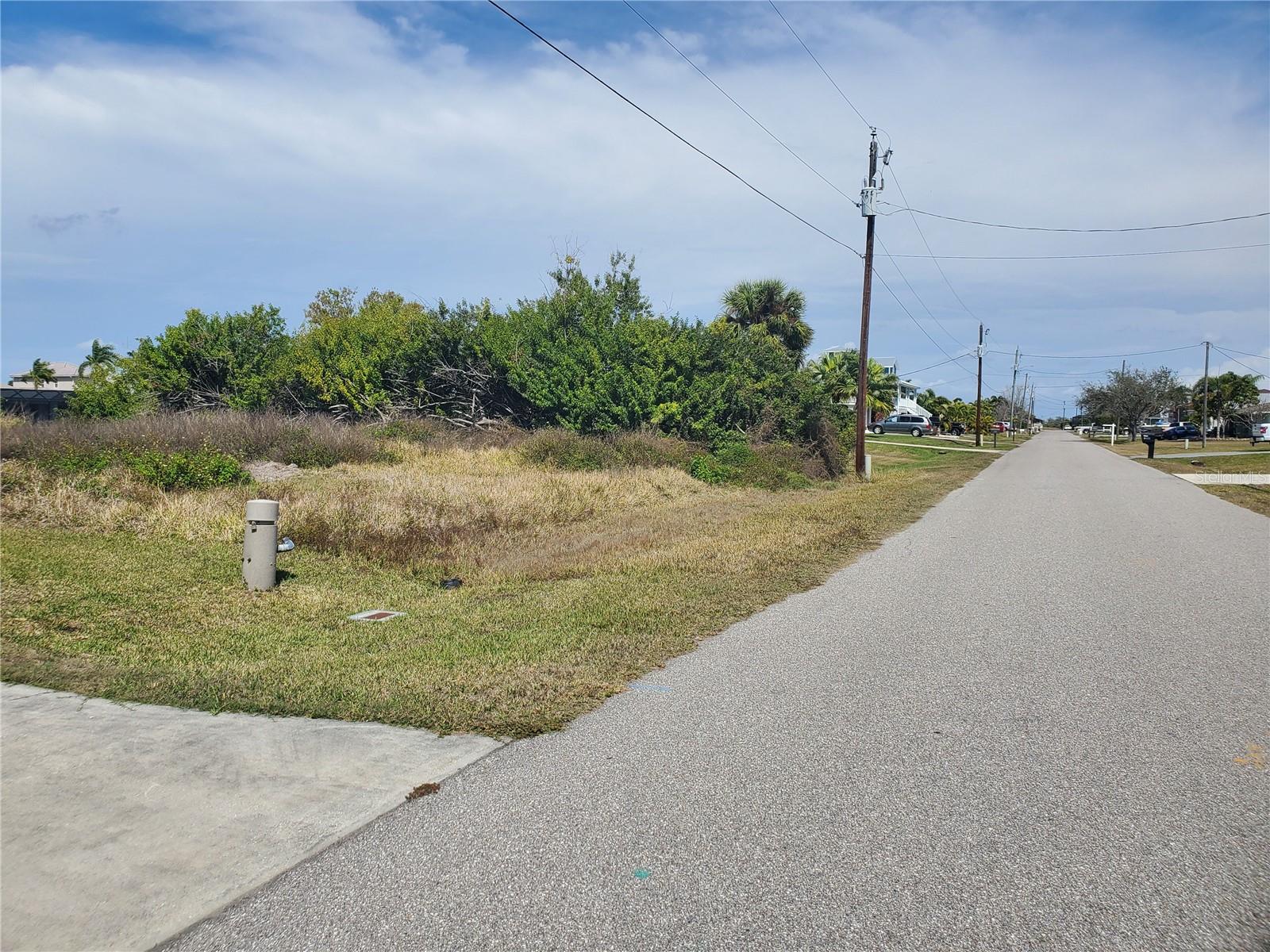 Image 9 of 23 For 5299 Early Terrace