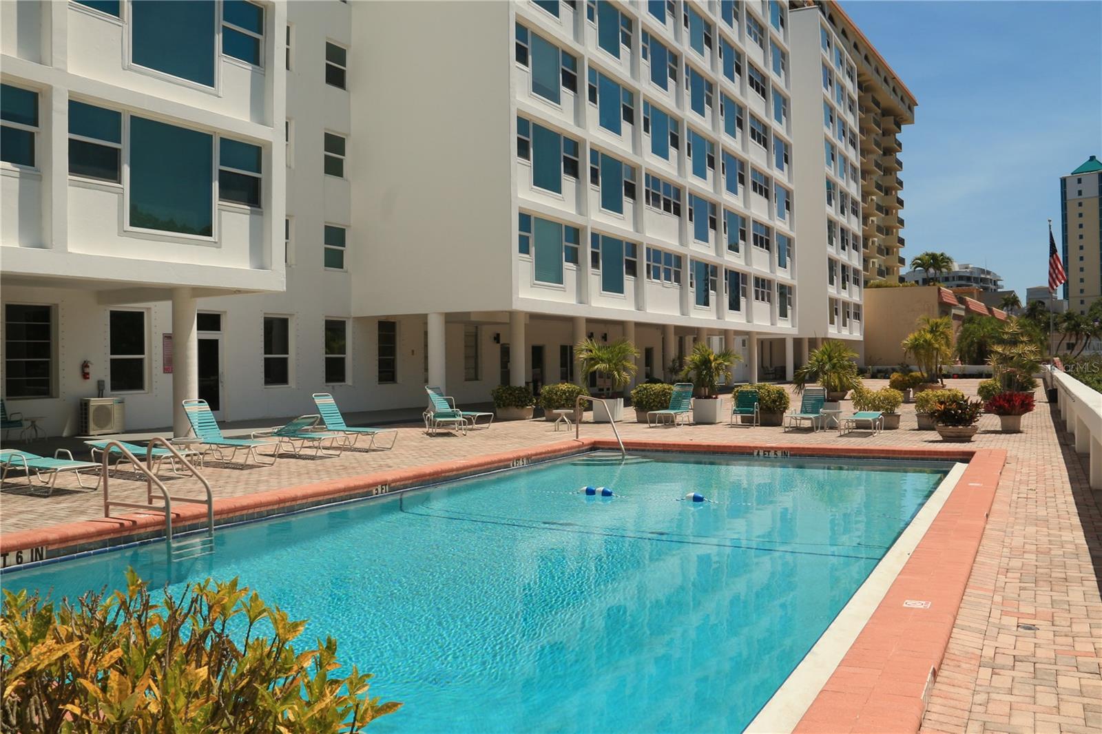 Image 2 of 26 For 33 Gulfstream Avenue 708