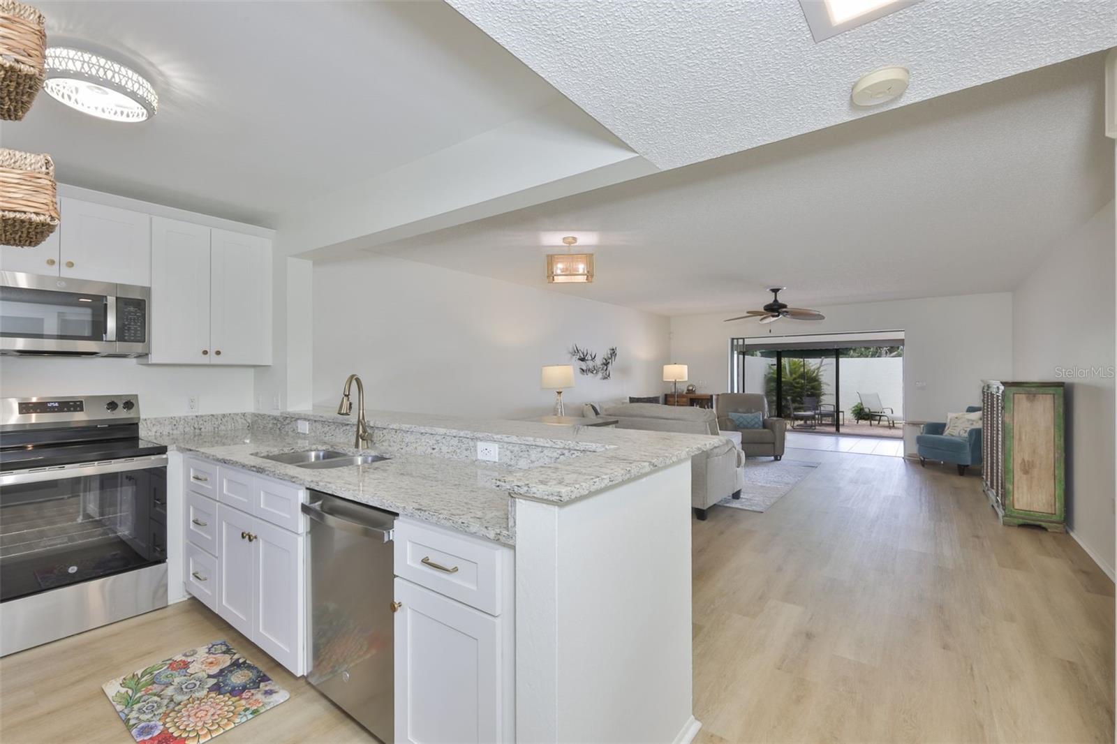 Image 3 of 33 For 597 Lakeside Drive 597